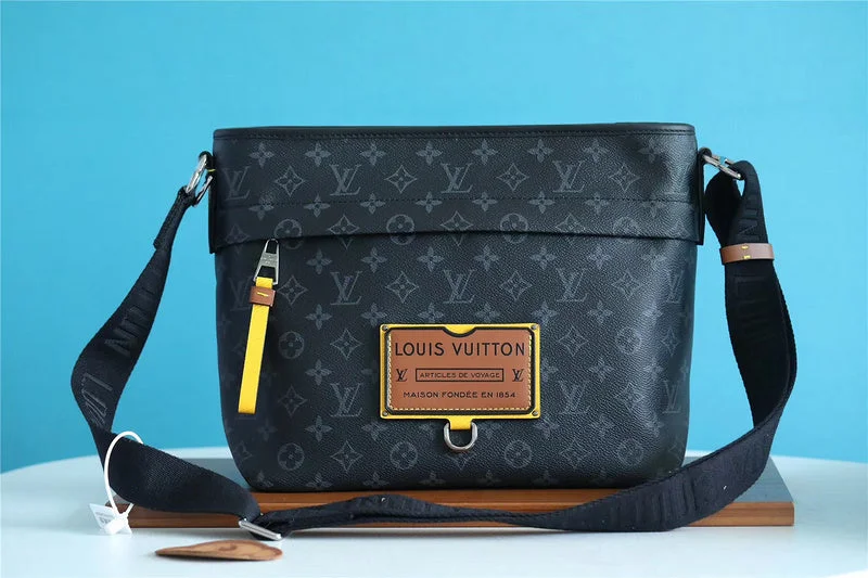 Louis Vuitton handbags with a back - zip pocket for storing valuablesFranco Shops - Louis Vuittons  - 10399