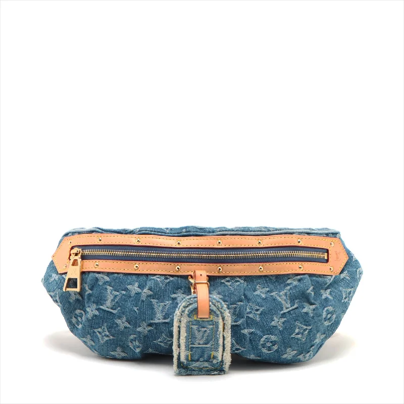 Louis Vuitton Petite Malle bags with a hard - shell structure for uniquenessLouis Vuitton Monogram Denim High Rise M46837