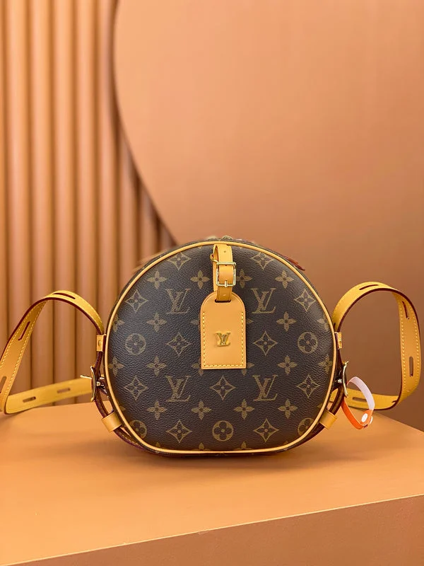 Louis Vuitton Petite Malle bags with a hard - shell structure for uniquenessBoldCollect - LOUIS VUITTON Bags - 366