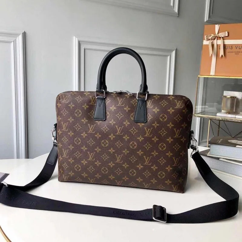 Louis Vuitton Twist bags with the iconic LV - turnlock closureBoldCollect - LOUIS VUITTON BAGS - 3118