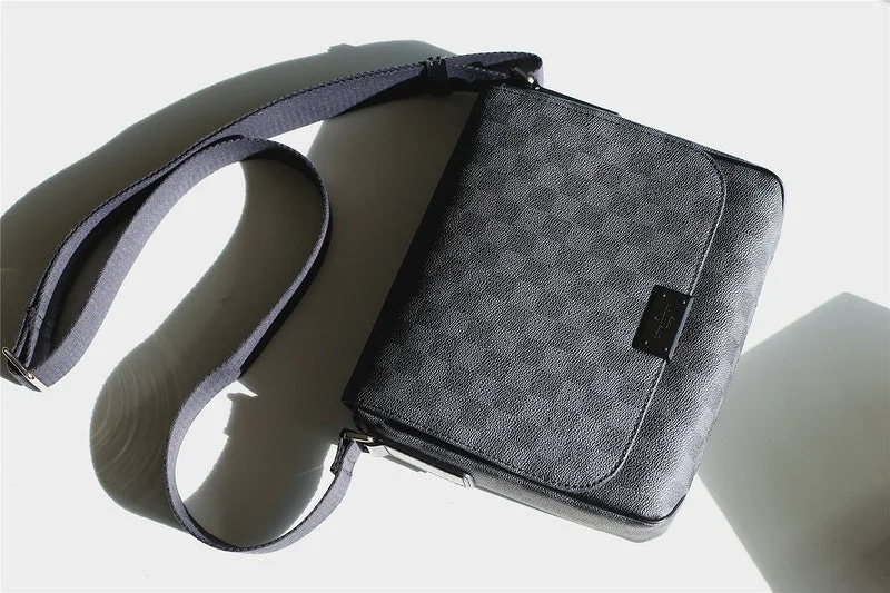 Louis Vuitton bags with a front - flap pocket for quick - access itemsFranco Shops - Louis Vuittons  - 10415