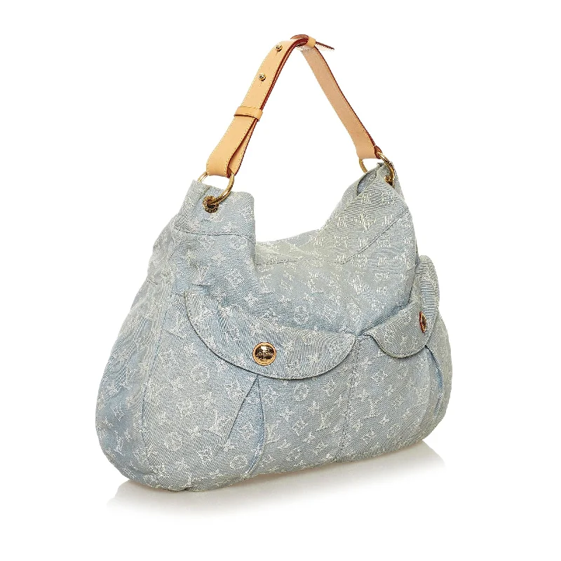 Small - sized Louis Vuitton Pochette Metis bags for a compact carryLouis Vuitton Monogram Denim Daily GM (SHG-35557)