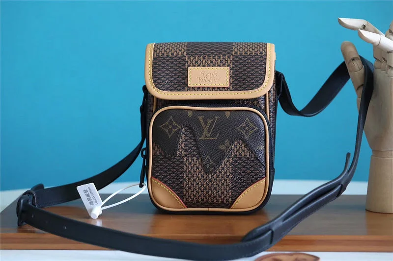 Louis Vuitton tote bags with a printed LV logo on the front for brand visibilityFranco Shops - Louis Vuittons  - 10392