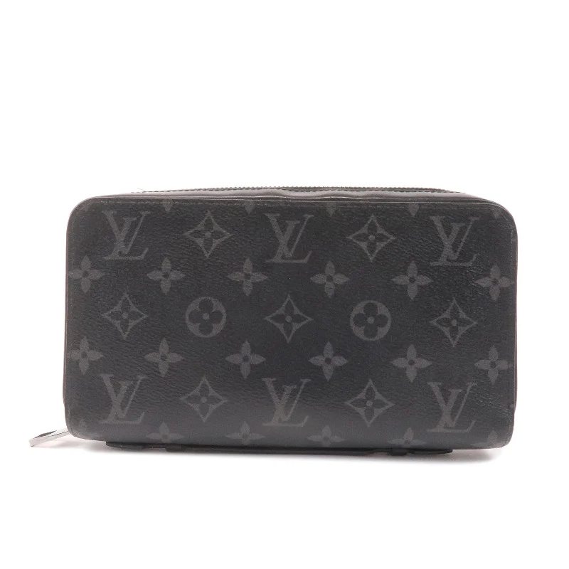 Ladies Louis Vuitton Petite Malle bags in a pastel color for a soft lookLouis Vuitton Monogram Eclipse Zippy XL Wallet Black M61698