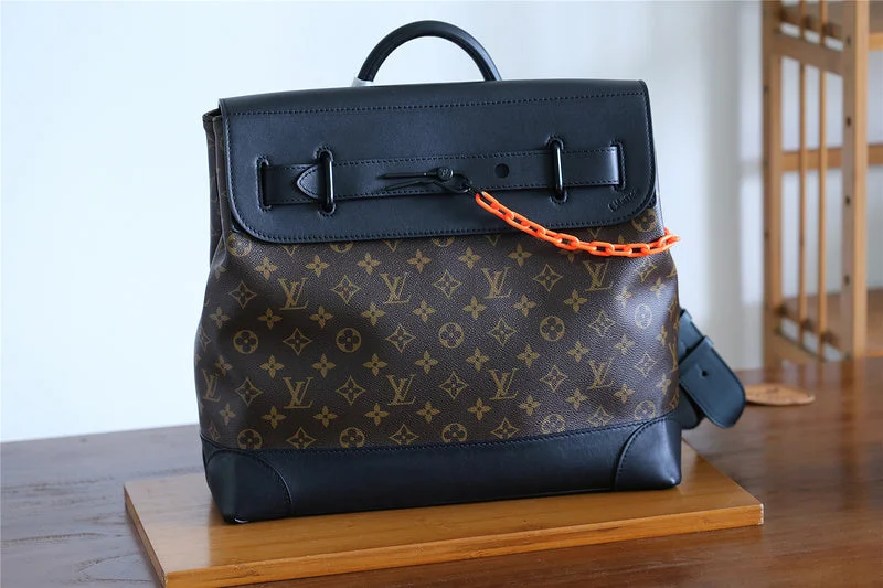 Louis Vuitton backpacks with a hidden back pocket for securityFranco Shops - Louis Vuittons  - 10445