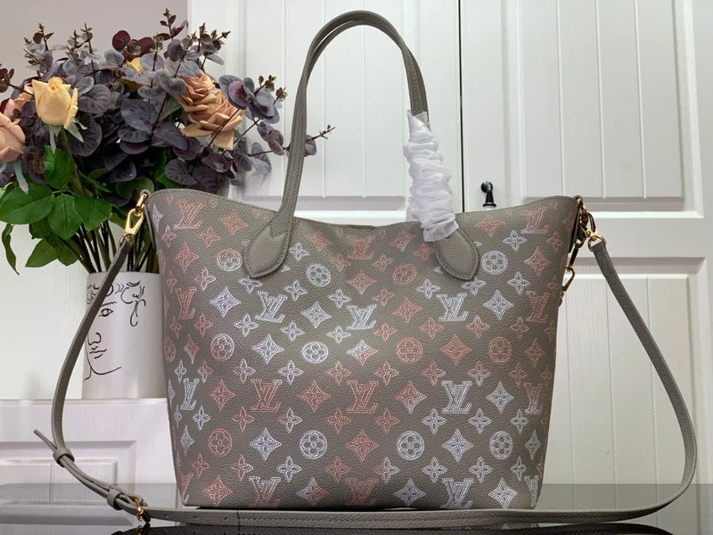 Ladies Louis Vuitton Petite Malle bags in a pastel color for a soft lookBoldCollect - LOUIS VUITTON BAGS - 327