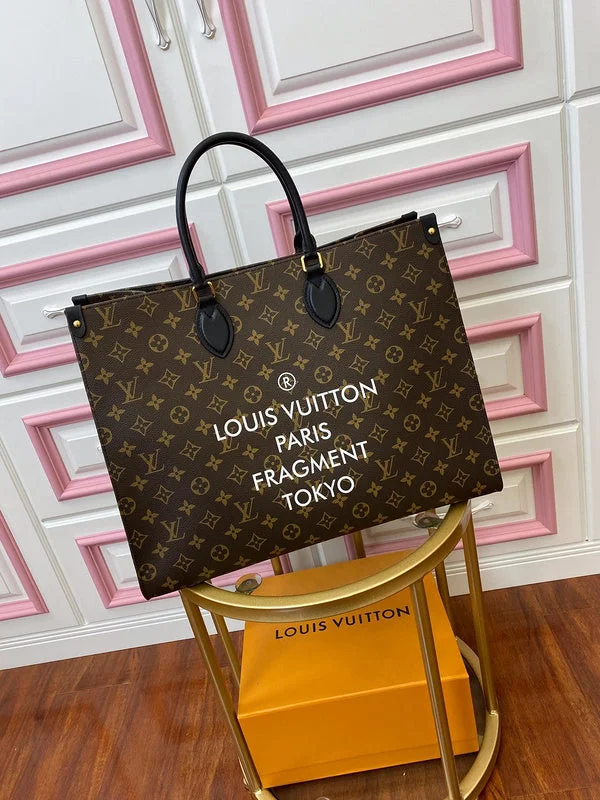 Ladies Louis Vuitton shoulder bags with a magnetic - closure flap for easeBoldCollect - LOUIS VUITTON BAGS - 3030