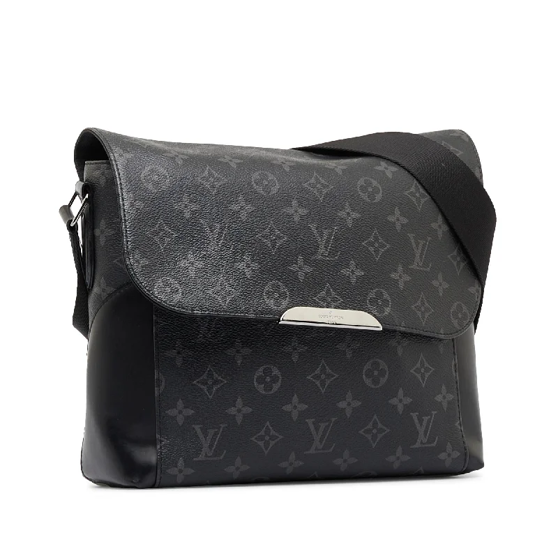 Louis Vuitton Alma bags with a leather - wrapped handle for a luxurious feelLouis Vuitton Monogram Eclipse Explorer PM (SHG-828kB5)