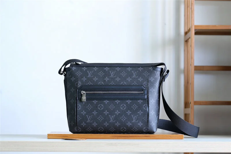 Ladies Louis Vuitton Petite Malle bags with a star - shaped charm for cutenessFranco Shops - Louis Vuittons  - 10500