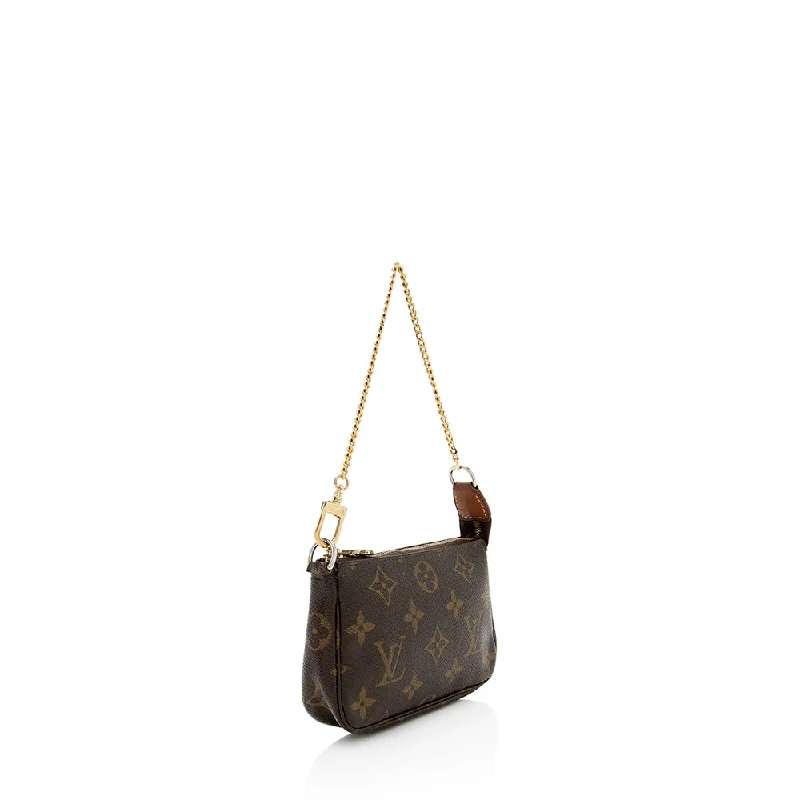 Louis Vuitton crossbody bags with a keychain holder for practicalityLouis Vuitton Monogram Canvas Mini Pochette Accessoires (18315)