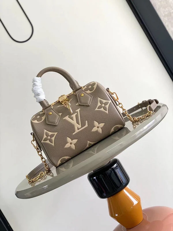 Ladies Louis Vuitton Capucines bags with gold - toned hardwareBoldCollect - LOUIS VUITTON Bags - 367