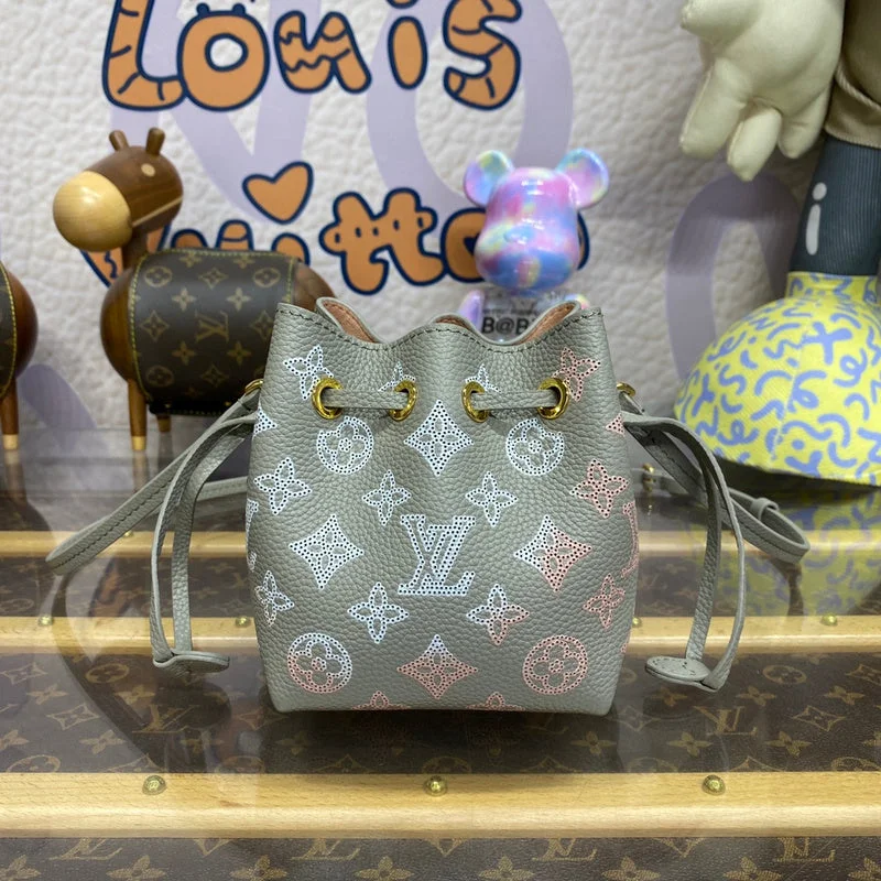 Louis Vuitton Twist bags with the iconic LV - turnlock closureBoldCollect - LOUIS VUITTON BAGS - 430