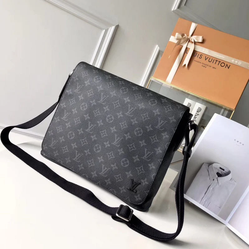 Louis Vuitton bags with a zippered interior pocket for better organizationBoldCollect - LOUIS VUITTON BAGS - 3106