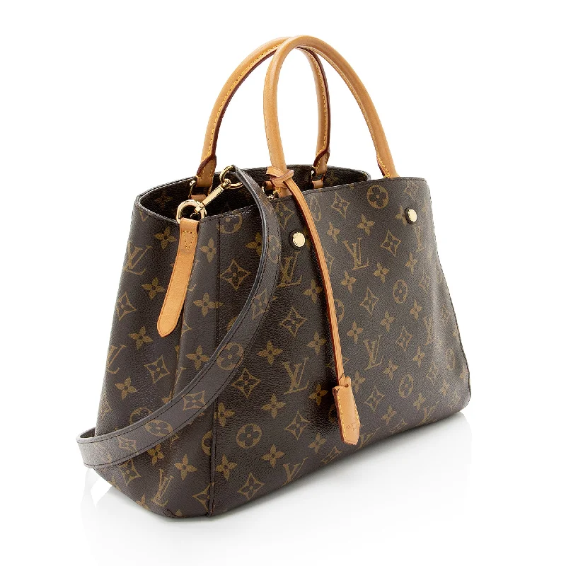 Louis Vuitton bags with a detachable mirror inside for on - the - go touch - upsLouis Vuitton Monogram Canvas Montaigne MM Tote (Q6ihgV)