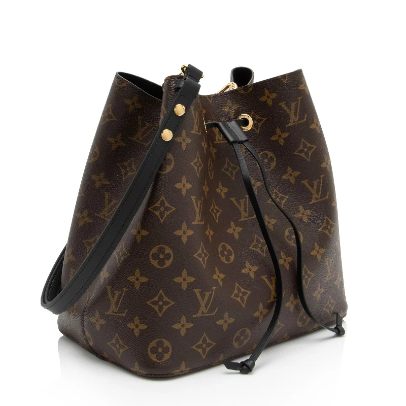 Louis Vuitton crossbody bags with a keychain holder for practicalityLouis Vuitton Monogram Canvas Neonoe Shoulder Bag (7xYFQa)