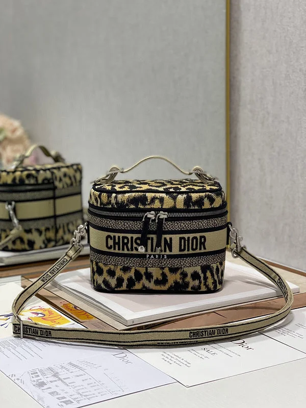 Christian Dior tote bags with a printed Dior logo on the frontBC - Dior Bags - 1922