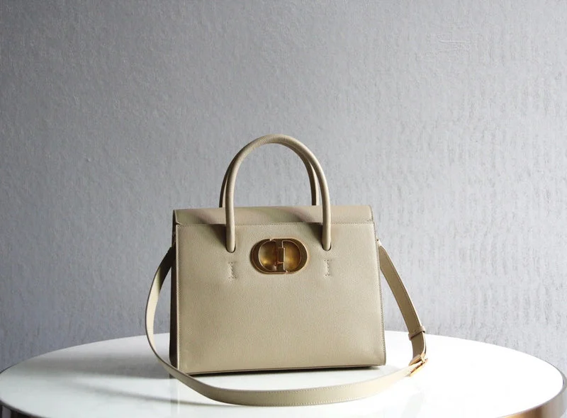 Christian Dior tote bags with a double - handle and shoulder - strap optionChristian Dior Bags - 5582