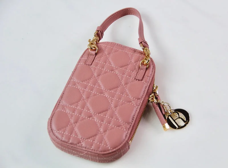 Stylish Christian Dior shoulder bags with a tassel - adorned zipperChristian Dior Bags - 5670