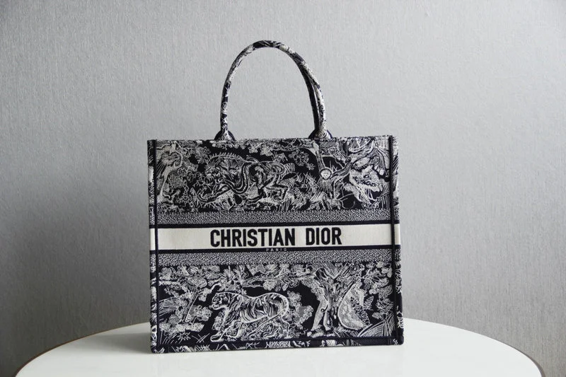 Christian Dior handbags with a back - pocket for quick storageChristian Dior Bags - 5756