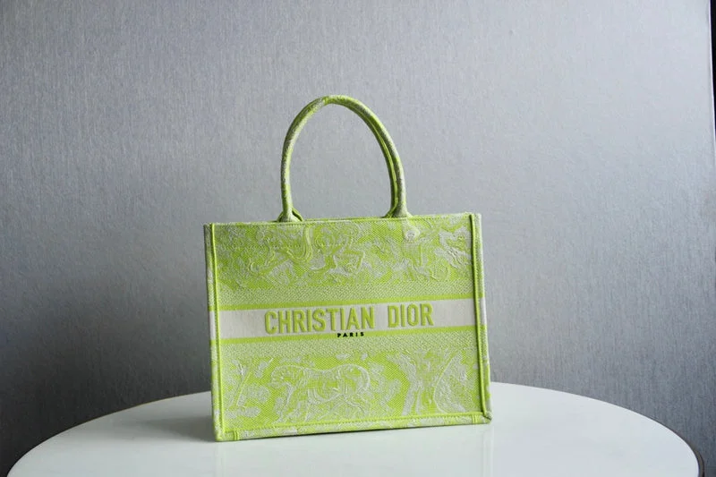 Trendsetting Christian Dior crossbody bags with a colorful strapChristian Dior Bags - 5766