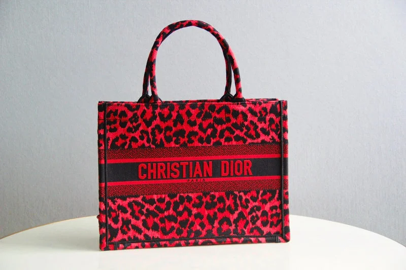 Fashion - forward Christian Dior tote bags for the modern womanChristian Dior Bags - 5769