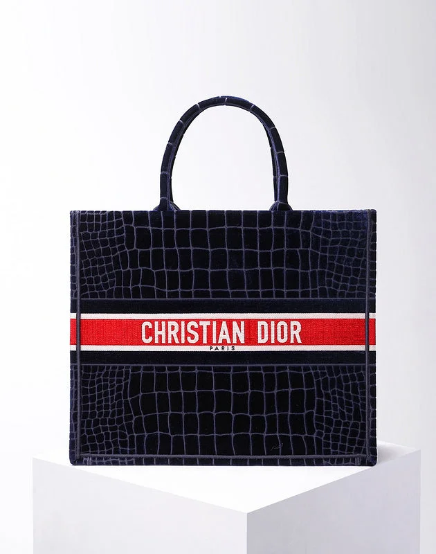 Contemporary Christian Dior handbags with a unique shapeChristian Dior Bags - 5773