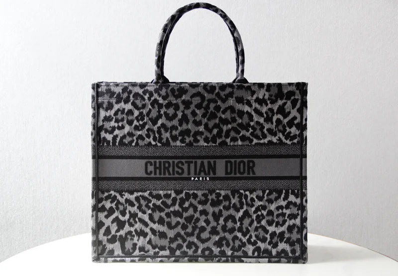 Contemporary Christian Dior handbags with a unique shapeChristian Dior Bags - 5786