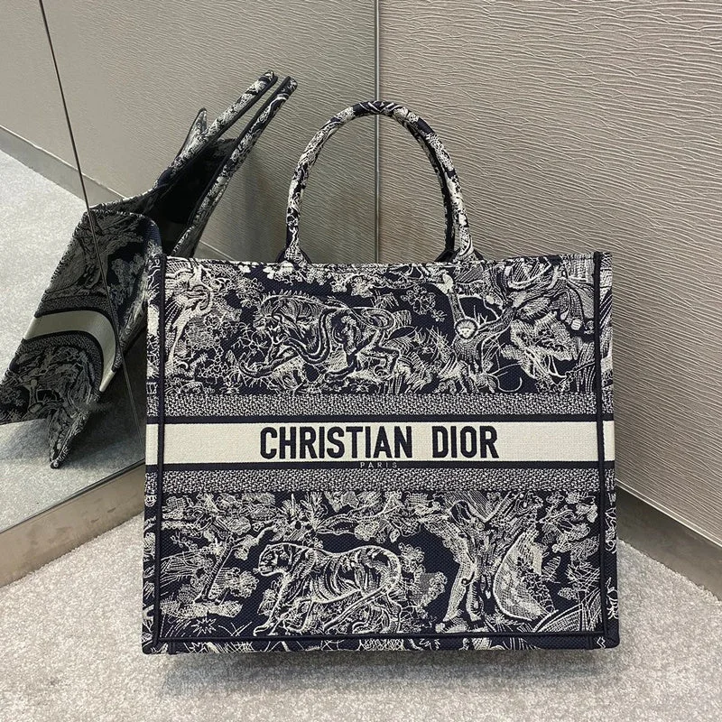 High - fashion Christian Dior bags with a geometric patternChristian Dior Bags - 5927