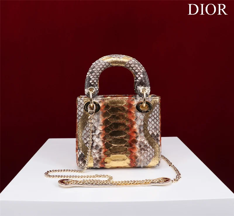 Luxury Christian Dior crossbody bags with a chain - link strapChristian Dior - Luxury Bags  198